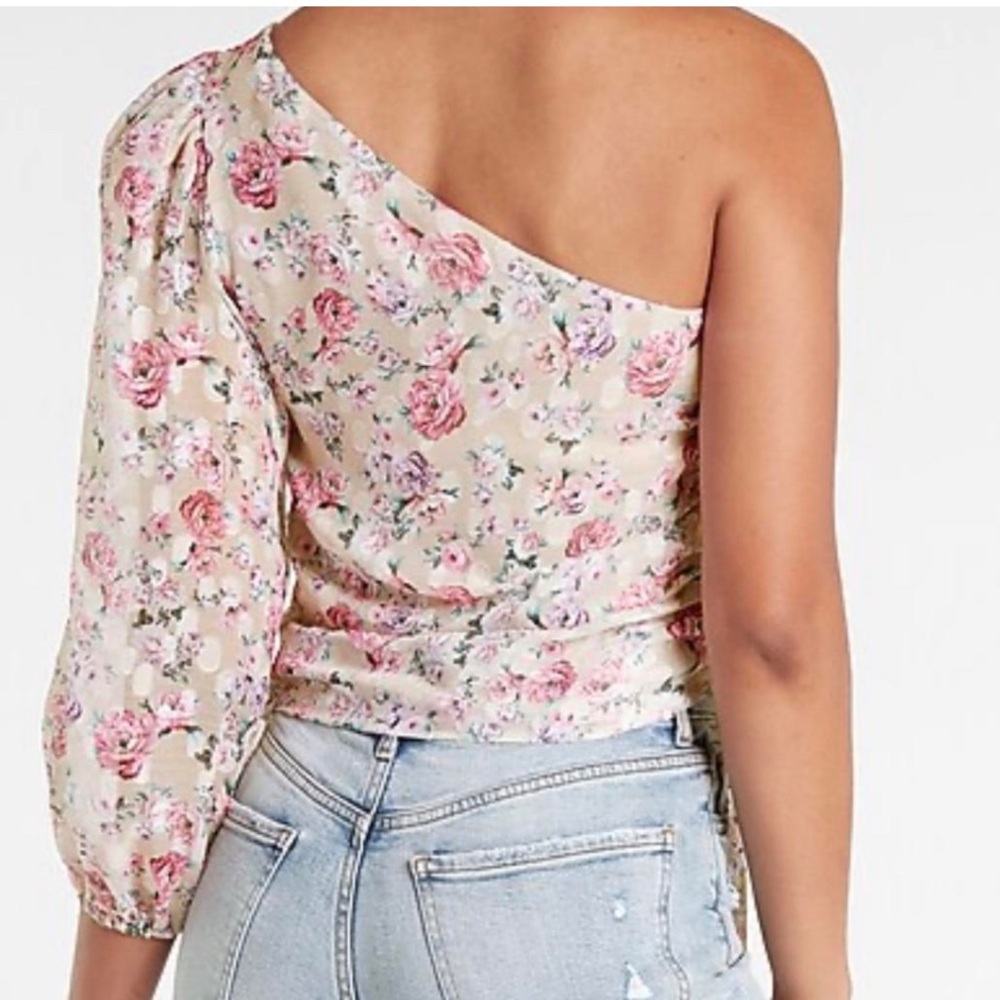NWT Express Pink floral one shoulder Puff long Sleeve Blouse. Date night top XL